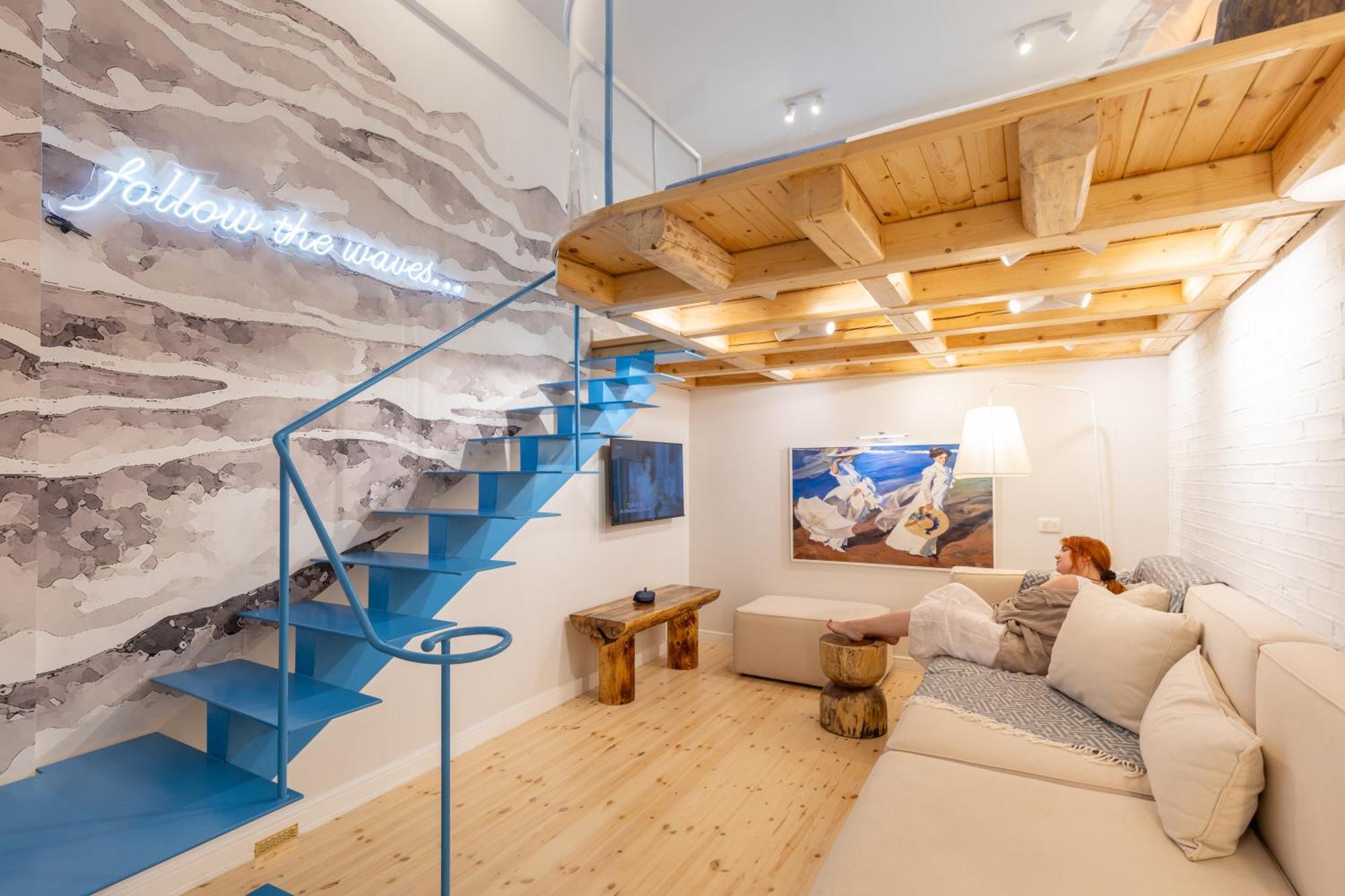 Elpis Guest House Himare Bagian luar foto